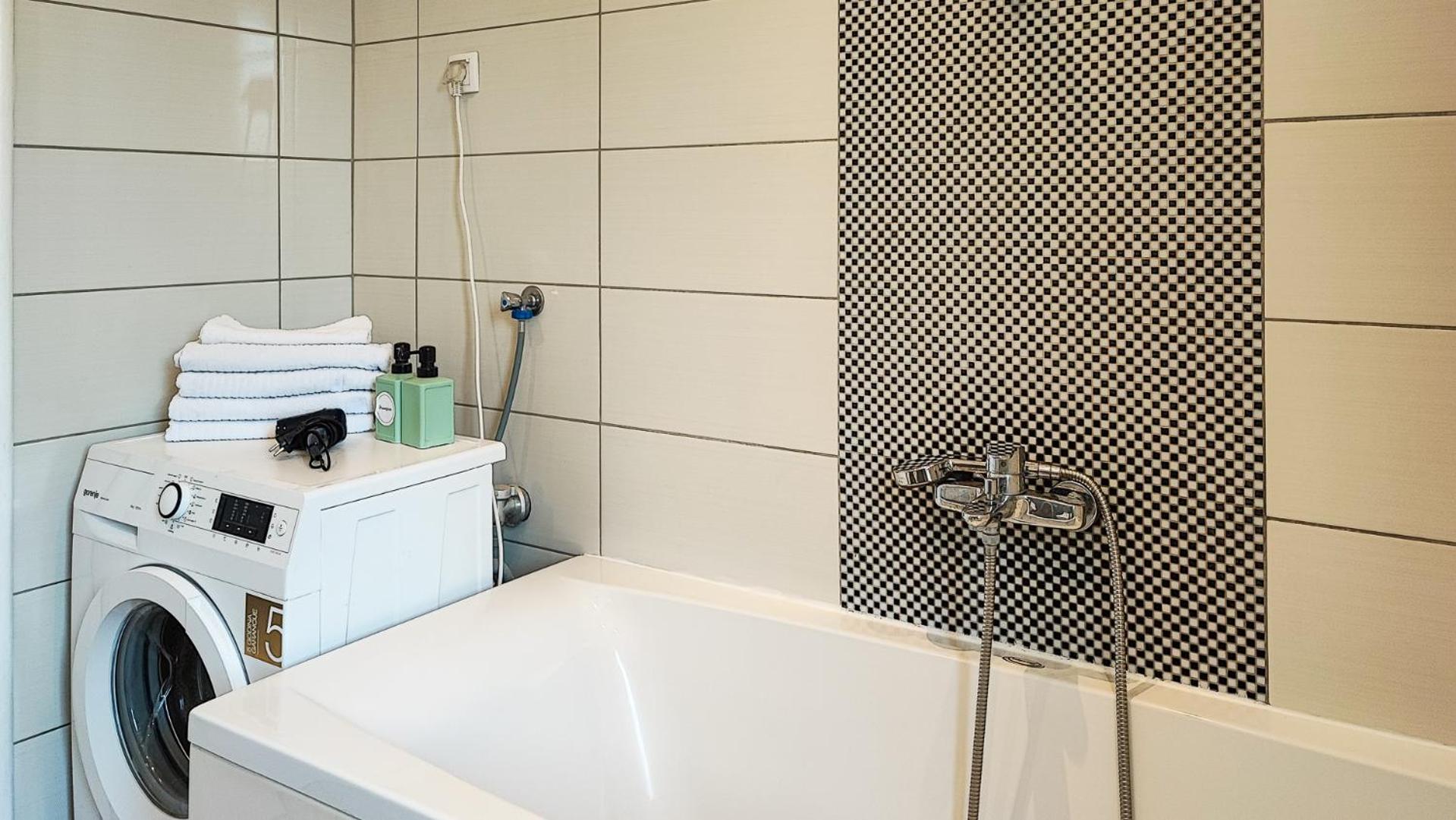 Filinhome Stefanovica Suite 7 Novi Sad Exterior foto